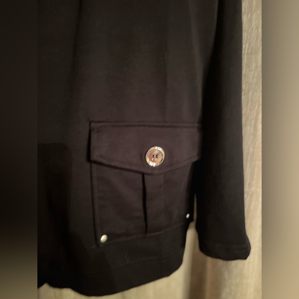 Lightweight Jacket - Picture 4 of 6
